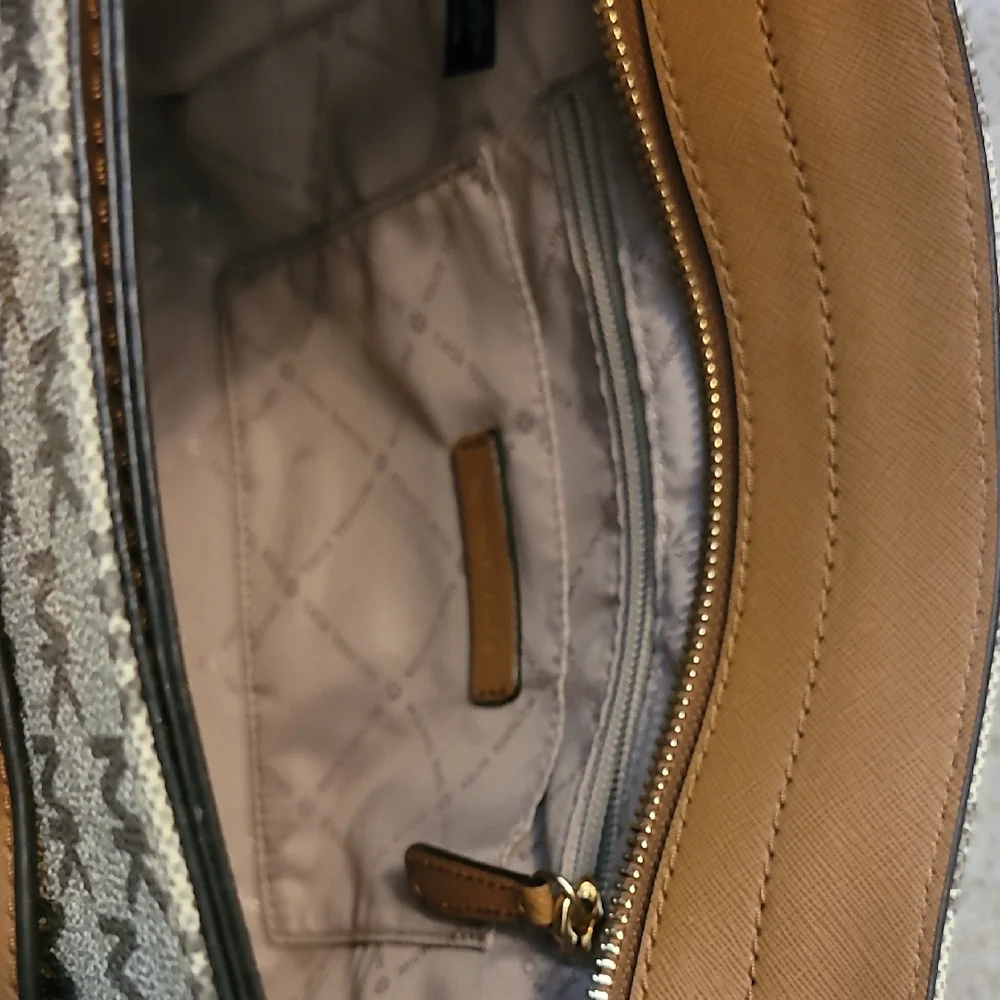 SOLD Michael Kors Hamilton Satchel/Bag/Purse Tan and Brown Satchel NWOT - Picture 9 of 15